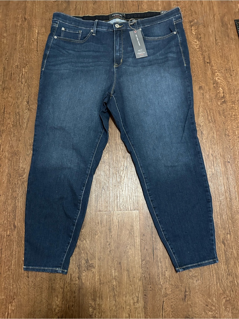 Torrid Premium Sky High Skinny Jeans Women’s 26R NWT High Rise Stretch Blue